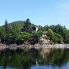 Blick auf das Hotel "Saalestrand" auf der Südostspitze der Alterbucht